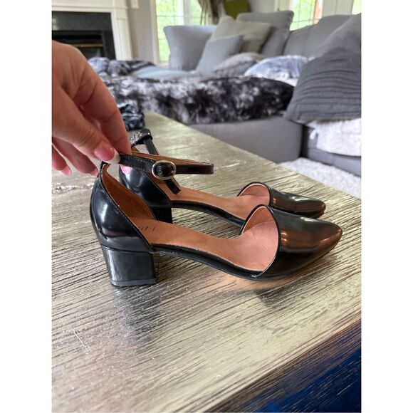 J. Jill Black Patent Leather Low Block Heel Ankle Strap Shoe sz 7.5 EUC - Picture 1 of 6